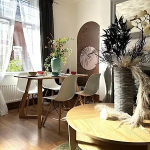  Holiday home Cosy House